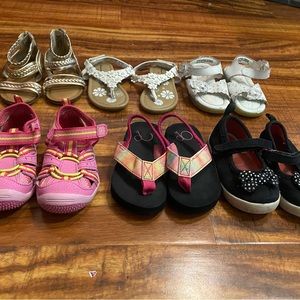 6 pairs of girls shoes, sandals, water shoes, Mary Janes